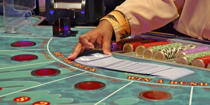 How to Make Money as an Online Casino Player in Canada